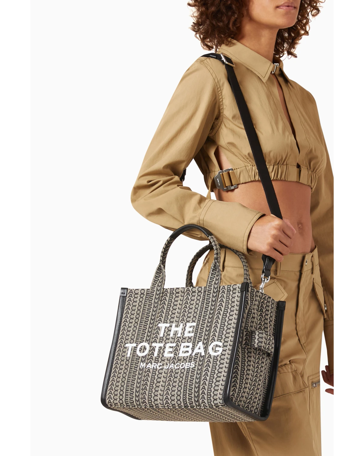 Сумка The Medium Tote Bag in Monogram Jacquard — фото 4