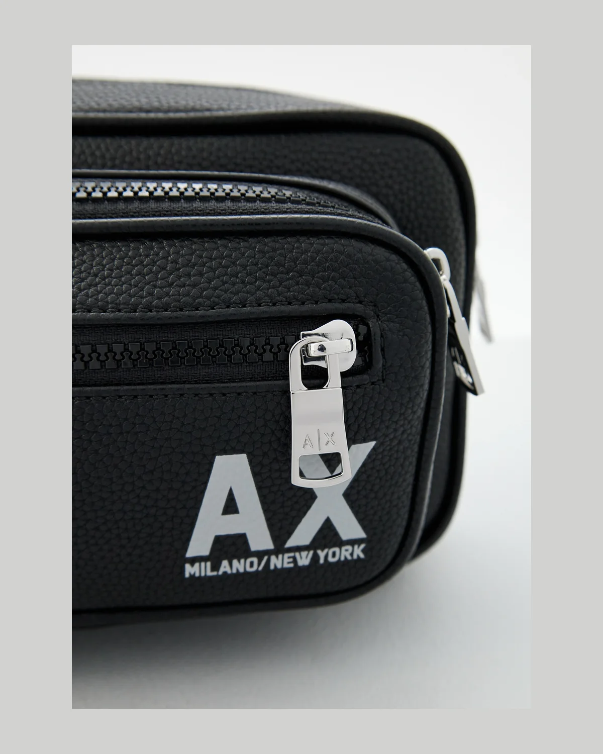 Чоловіча сумка Armani Exchange — фото 3