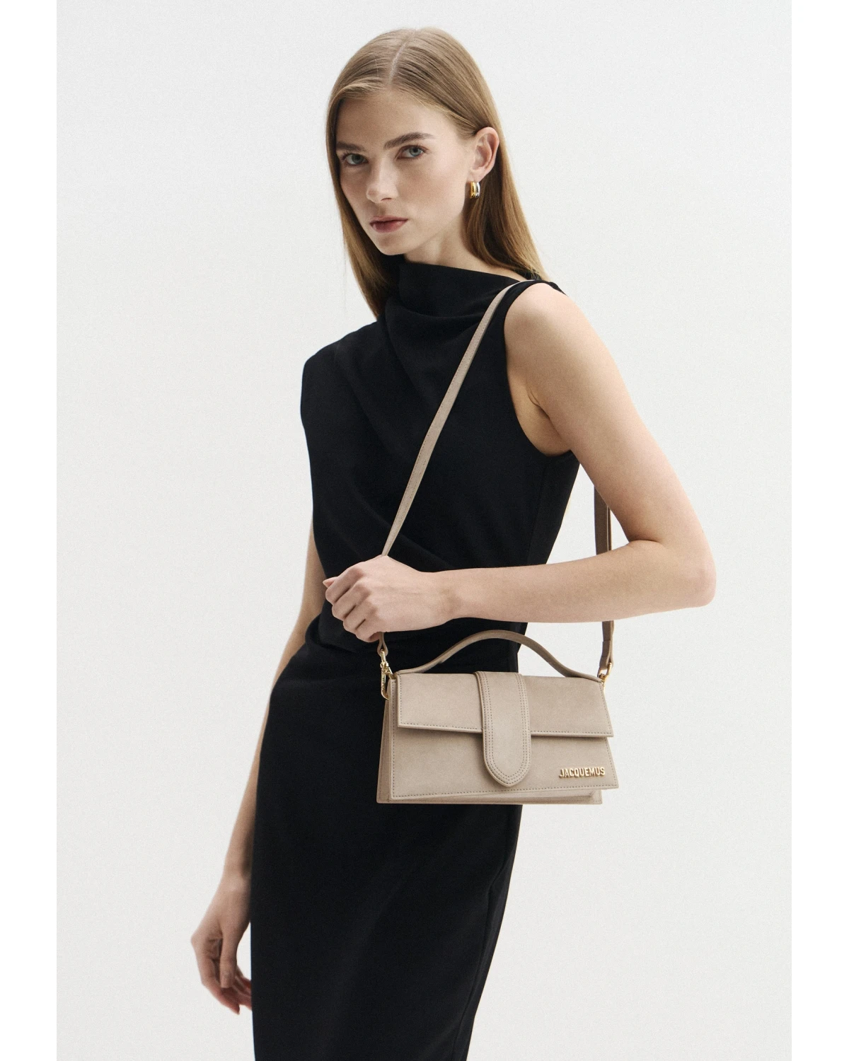 Сумка JACQUEMUS Le Grand Bambino Beige — фото 5